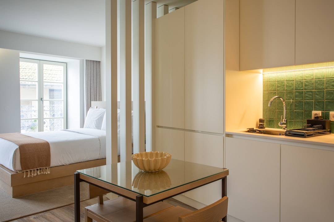 Slim meubilair in een compacte woonruimte