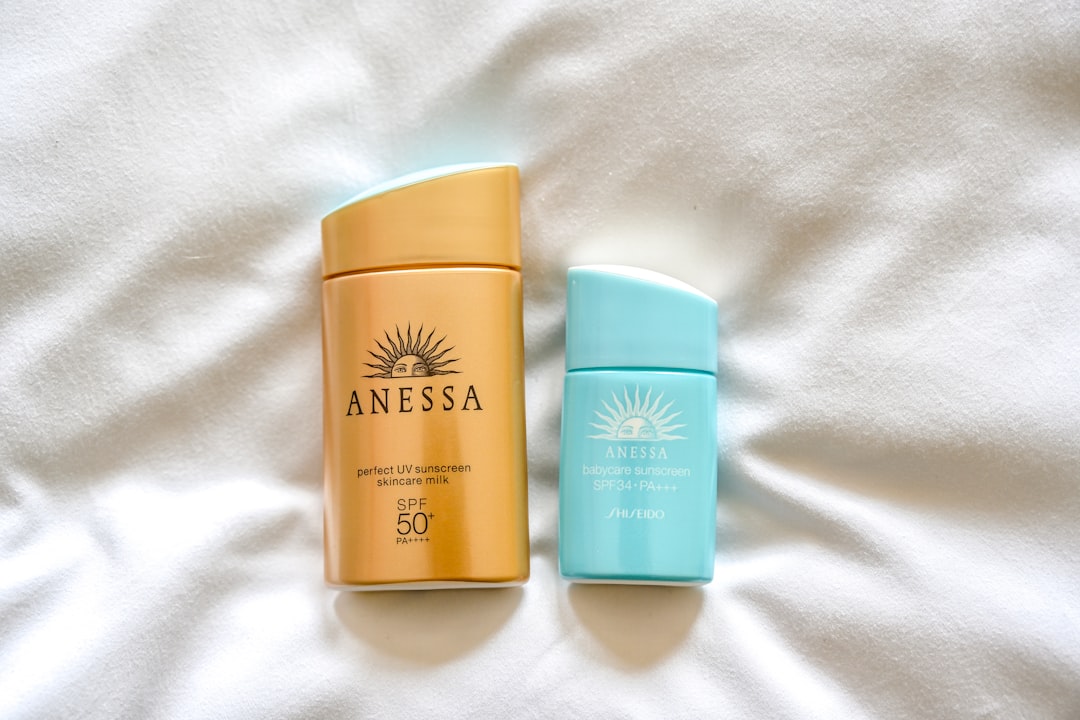 De zonnebrandrevolutie: waarom SPF stilletjes de belangrijkste stap in je routine werd